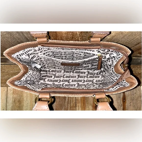 Juicy Couture. 5 Piece: Weekender, Tote & Crossbody with Free Scarf & Dust Bag. - Picture 5 of 16